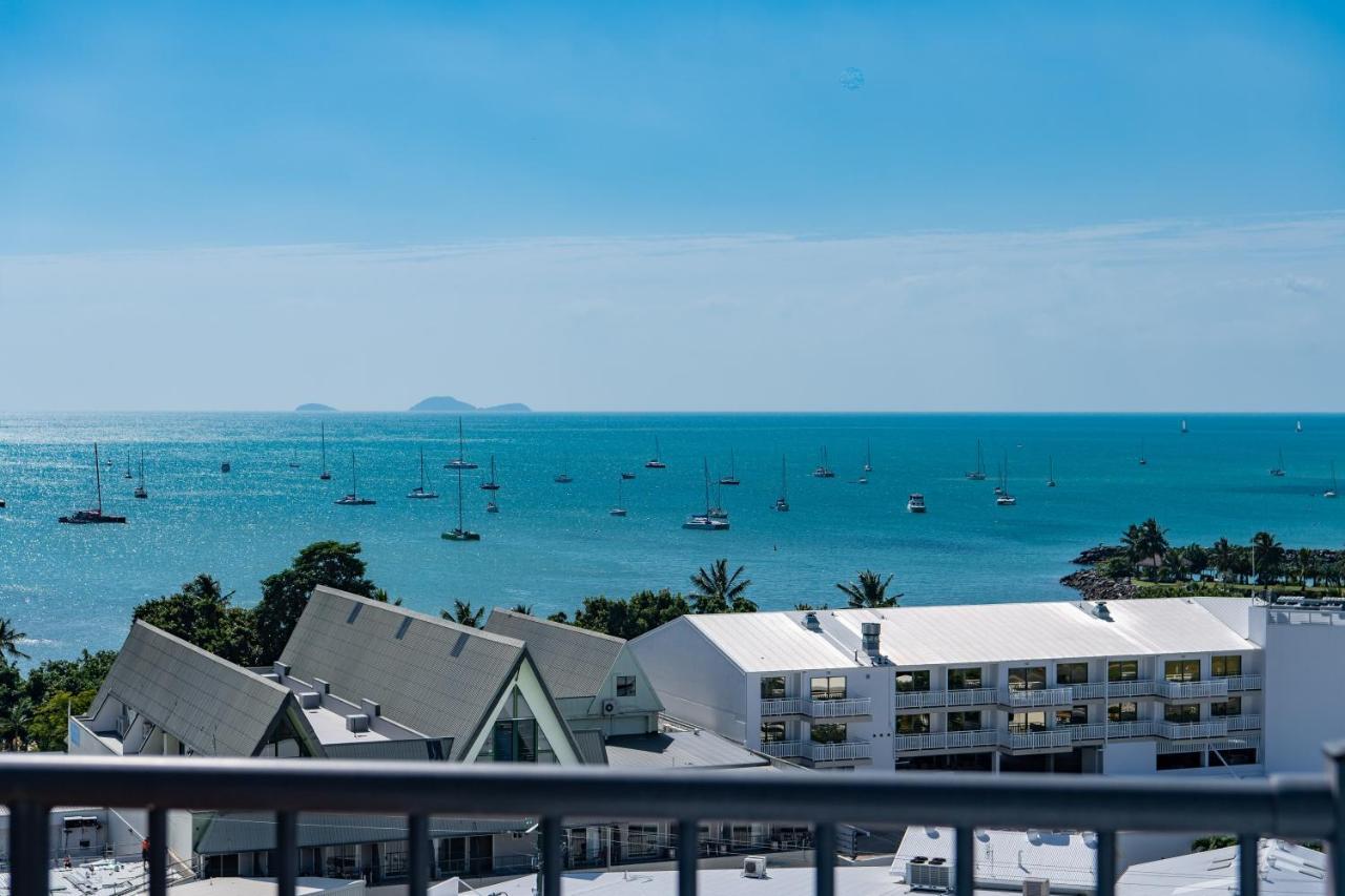 Ocean View 16A Studio Pool & Spa Wi-Fi Airlie Beach Exterior photo